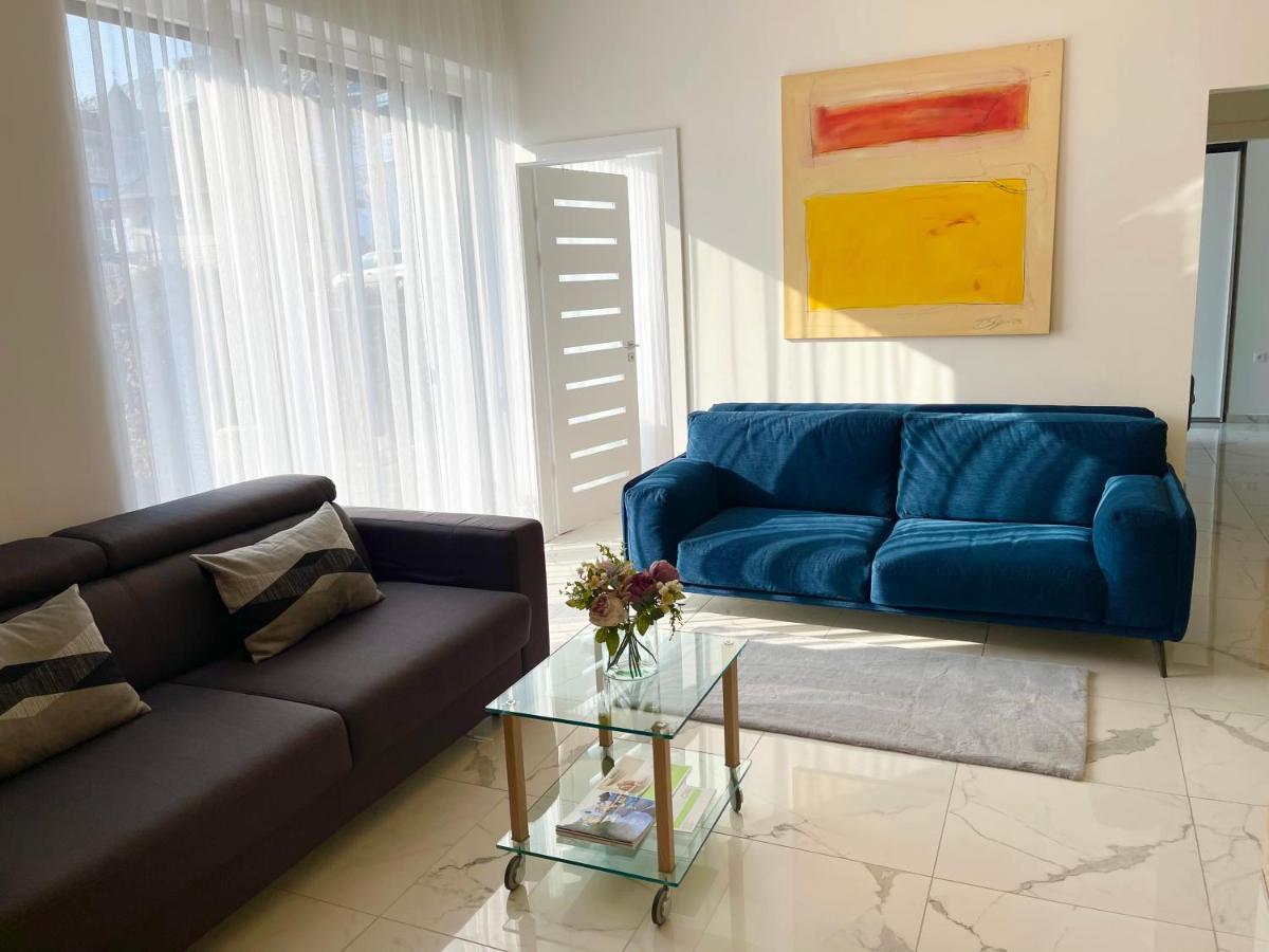 Spa Residence Carbona Royal Suites 1.11 เฮวิซ ภายนอก รูปภาพ
