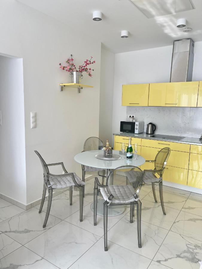 Spa Residence Carbona Royal Suites 1.11 เฮวิซ ภายนอก รูปภาพ